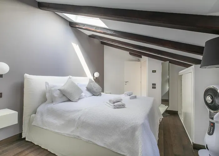 Old Town Nest By Welchome Lägenhet