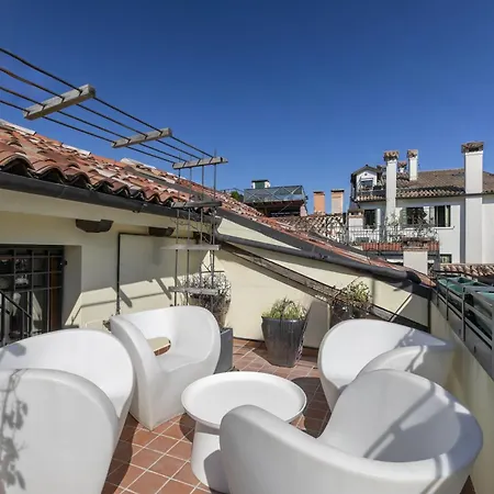 Apartment Old Town Nest By Welchome